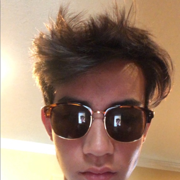 Meet your Posher, Hayden - Picture 1 of 1